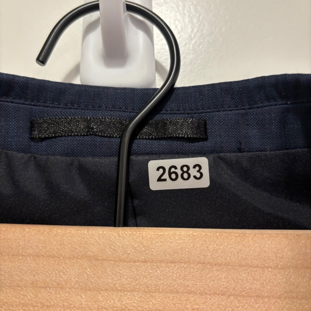 Venicio Dalton Mens Navy Blue Super 120S Pure Wool 2-Piece Suit 38/32S MS2N - Picture 2 of 12
